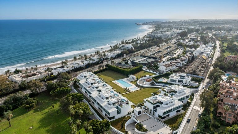 Marbella, Golden Mile